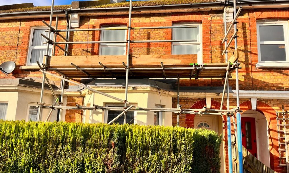 Choosing our scaffolding services